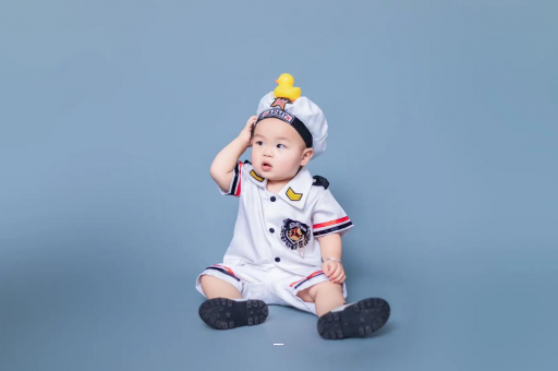 呼伦贝尔宝宝老摇头怎么回事